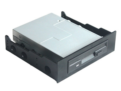 品質(zhì)升級(jí)，存儲(chǔ)無憂——探秘東莞市常平展欣電子銷售部的5.25寸光驅(qū)位塑膠硬盤轉(zhuǎn)接支架